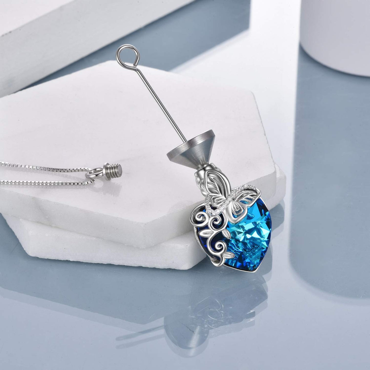 Ederseensucht-TOUPOP Urnenkette für Ashes 925 Sterling Silber Baum des Lebens/Schmetterling Ascheschmuck Asche Urne Anhänger Cremation Halskette mit Herz Kristall Memory Schmuck für Damen Herren