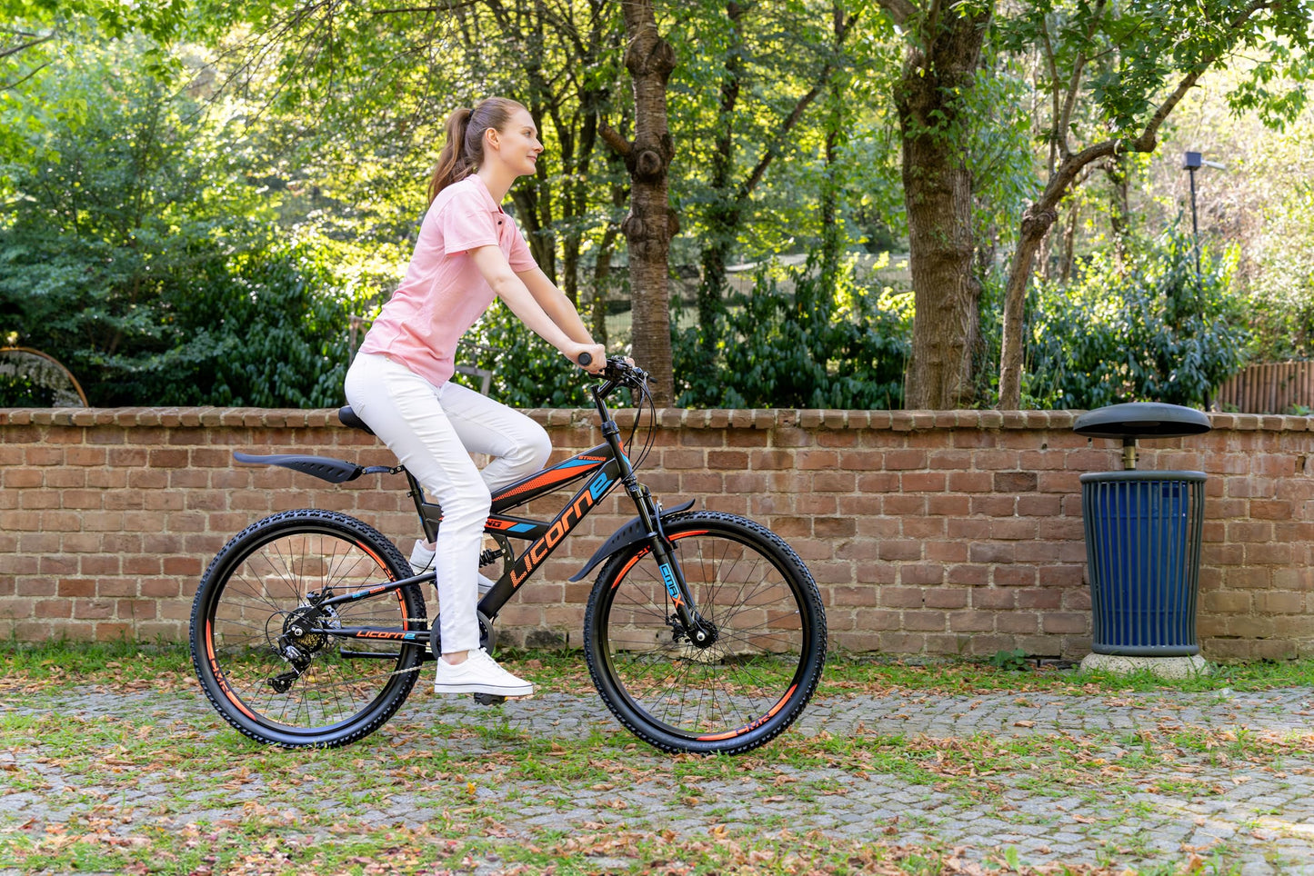 ELB daily Licorne Bike Strong 2D Premium Mountainbike in 26, 27.5 und 29 Zoll Fahrrad für Jungen Mädchen Damen und Herren Scheibenbremse vorne und hinten 21 Gang Schaltung Vollfederung